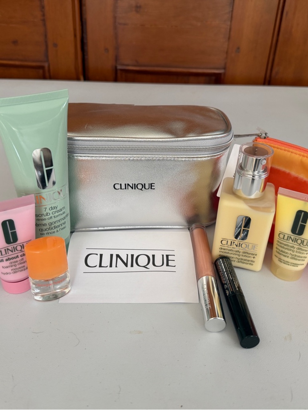 Clinique Silver Travel Cosmetic Set with Assorted Mini Skincare & Makeup NEW
